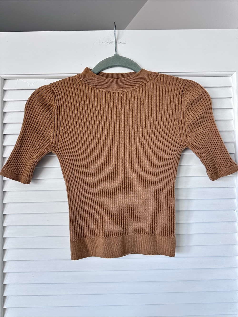 Uniqlo Ribbed Short-Sleeve Sweater - Camel Brown XS